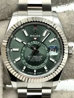 ROLEX SKYDWELLER GREEN DIAL STAINLESS STEEL OYSTER BRACELET 336934 B&P 2025