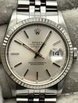 ROLEX DATEJUST 36MM SILVER INDEX DIAL STAINLESS STEEL 16234 - 1990