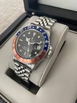GLOSSY GILT DIAL