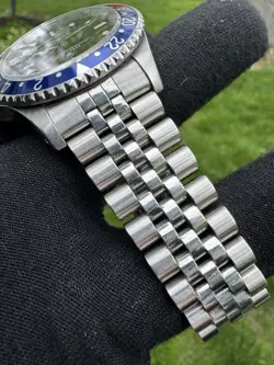 Rolex 16700 GMT Master Pepsi Jubilee  w/ Box & Papers AMAZING SET!