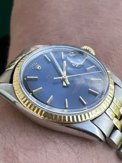 Rolex Oyster Perp Datejust 36mm Blue Sunburst Dial Yellow Gold Watch 1601 Box