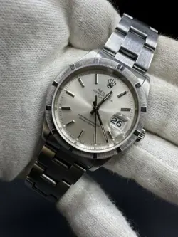 ROLEX DATE 15210 SILVER DIAL 34MM STAINLESS STEEL ENGINE-TURNED BEZEL WATCH