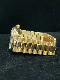 18KT PRESIDENT PAPERS
