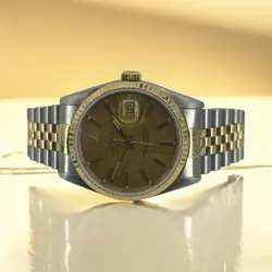 ROLEX DATEJUST 16233 36MM  YELLOW GOLD FLUTED BEZEL GOLD BATON DIAL