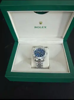 LUXURY ROLEX WATCH  TIMELESS ELEGANCE & PRECISION USED A FEW TIMES