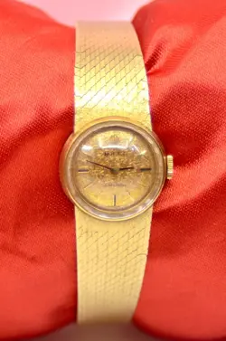 VINTAGE 1972 WOMEN'S