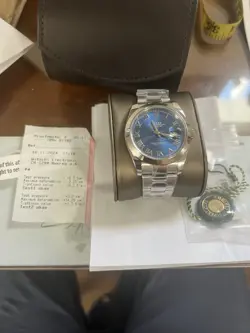 UNWORN CONDITION