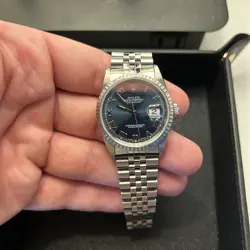 MENS ROLEX STAINLESS STEEL DATEJUST WATCH BLUE ROMAN DIAL 16220