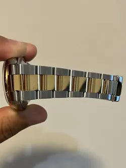 OYSTER CHAMPAGNE DIAL