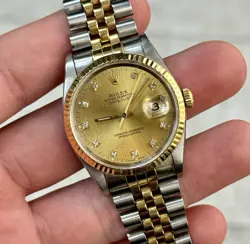 JUST GOLD/SILVE WATCH