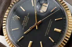 ORIGINAL BLACK DIAL