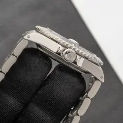 BEZEL 2021