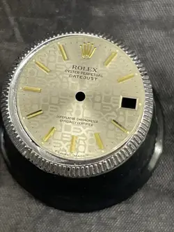 STUNNING ROLEX LADIES 31MM STEEL AND GOLD DATEJUST MID SIZE DIAL