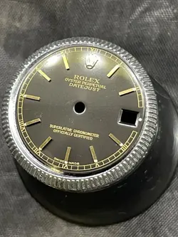 STUNNING BLACK ROLEX LADIES 31MM STEEL AND GOLD DATEJUST MID SIZE DIAL