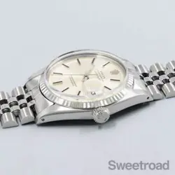 1977'S WATCH