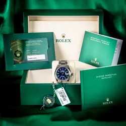 2025 ROLEX DATEJUST 36MM BLUE DIAL STAINLESS STEEL 126200 COMPLETE SET
