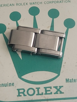 VINTAGE 19MM RIVETED