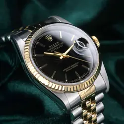 ROLEX DATEJUST BLACK FLUTED BEZEL JUBILEE YELLOW GOLD STEEL MINT 16233