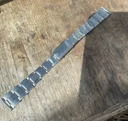 WITH STRAIGHT END