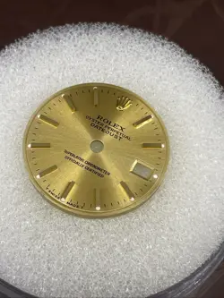 DIAL. CHAMPAGNE