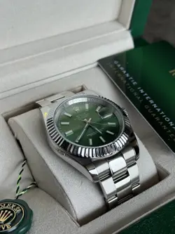 FLUTED BEZEL 11