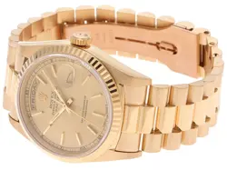 CHAMPAGNE COLOR