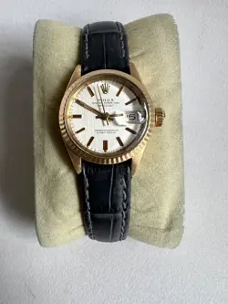 26 MM ROLEX OYSTER PERPETUAL DATE 18 K GOLD WATCH CAL.2030 REF.6917