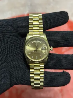 ROLEX PRESIDENT DAY DATE 36MM YELLOW GOLD WATCH 118238