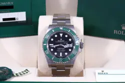 ROLEX 1 OWNER SUBMARINER 41 DATE GREEN MK1 STARBUCKS BOX/PAPERS/CARD 126610LV