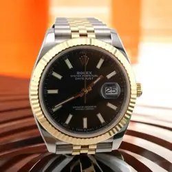 ROLEX DATEJUST 126333 18K YELLOW GOLD - GORGEOUS BLACK DIAL - BOX AND PAPERS