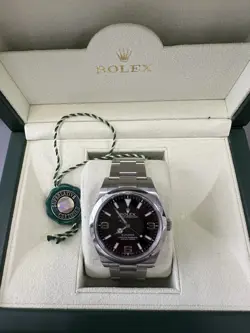DIAL AUTOMATIC WITH