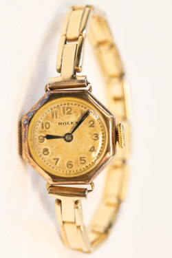 ANTIQUE 1920S ART DECO STYLE OCTAGONAL LADIES ROLEX WATCH (RWT)
