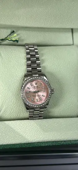 FACE SILVER ROLEX.