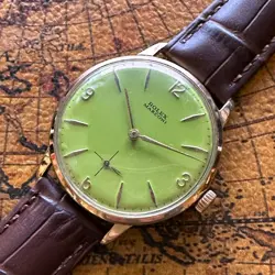 WRISTWATCH GREEN 1930S