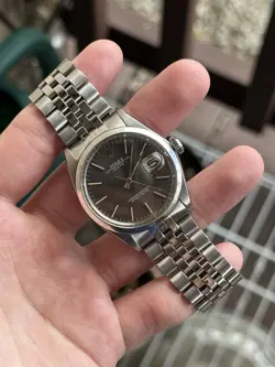 ROLEX DATE 1500 GREY DIAL WITH JUBILEE BRACELET