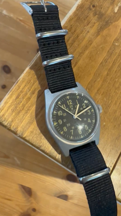 VINTAGE WATCH BLACK
