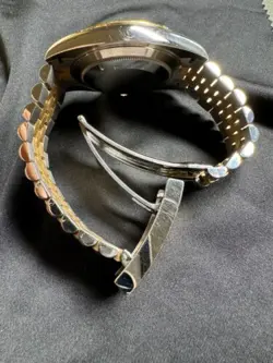 Rolex Datejust 126333 Gold and Silver Jubilee with Gold Bezel BOX AND PAPERS