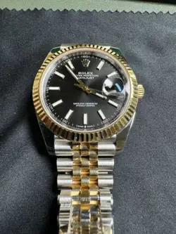 Rolex Datejust 126333 Gold and Silver Jubilee with Gold Bezel BOX AND PAPERS