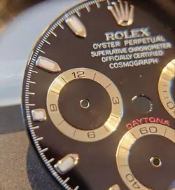 BLACK/GOLD DIAL