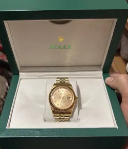 ROLEX OYSTER PERPETUAL DATEJUST 36MM GOLD WRIST WATCH