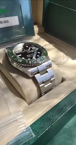 SUBMARINER 