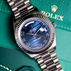ROLEX DAY-DATE II 218239 BLUE WAVE DIAL WHITE GOLD 41MM FULL SET