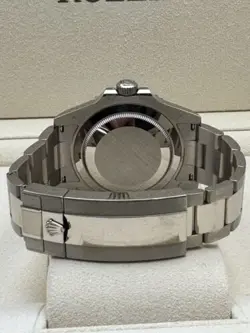 126619LB PRE-OWNED