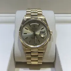 36MM ROLEX DAY-DATE PRESIDENT REFERENCE 18038 CHAMPAGNE DIAL