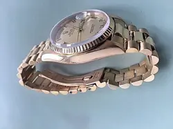 ROLEX SERVICE AND REPAIR CERTIFIED AND GEUNINE PARTS ONLY>>>