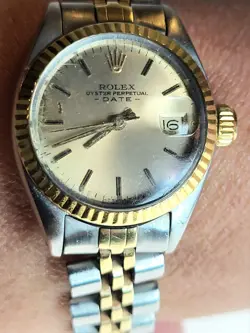 GOLD WATCH ALL