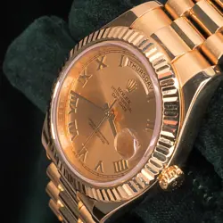 Rolex Day-Date Champagne Roman Fluted Bezel Yellow Gold MINT FULL SET 218238