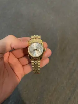 NEW UNWORN GOLD