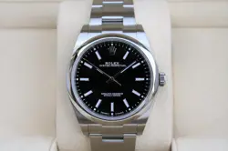 ROLEX 114300 OYSTER PERPETUAL 39MM BLACK DIAL