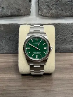 ROLEX OYSTER PERPETUAL GREEN 36MM 126000